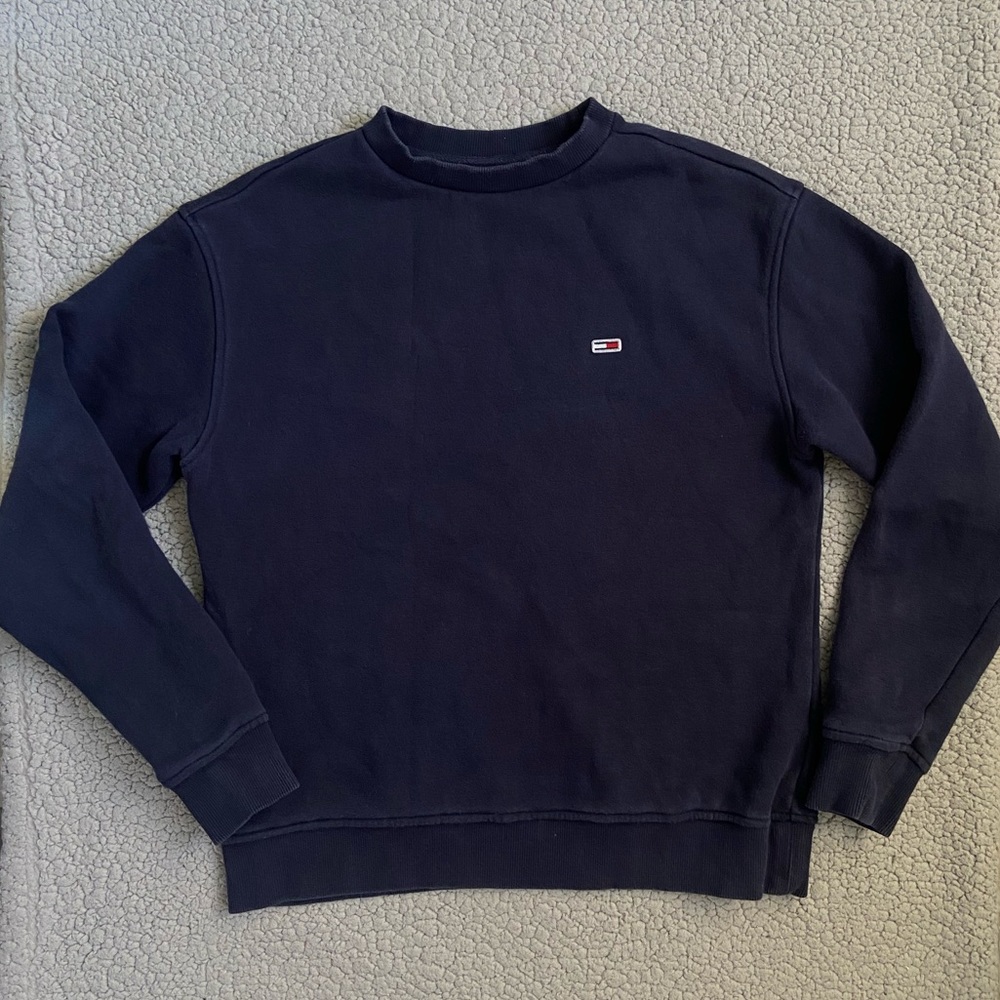 Tommy Hilfiger navy blue crewneck sweater